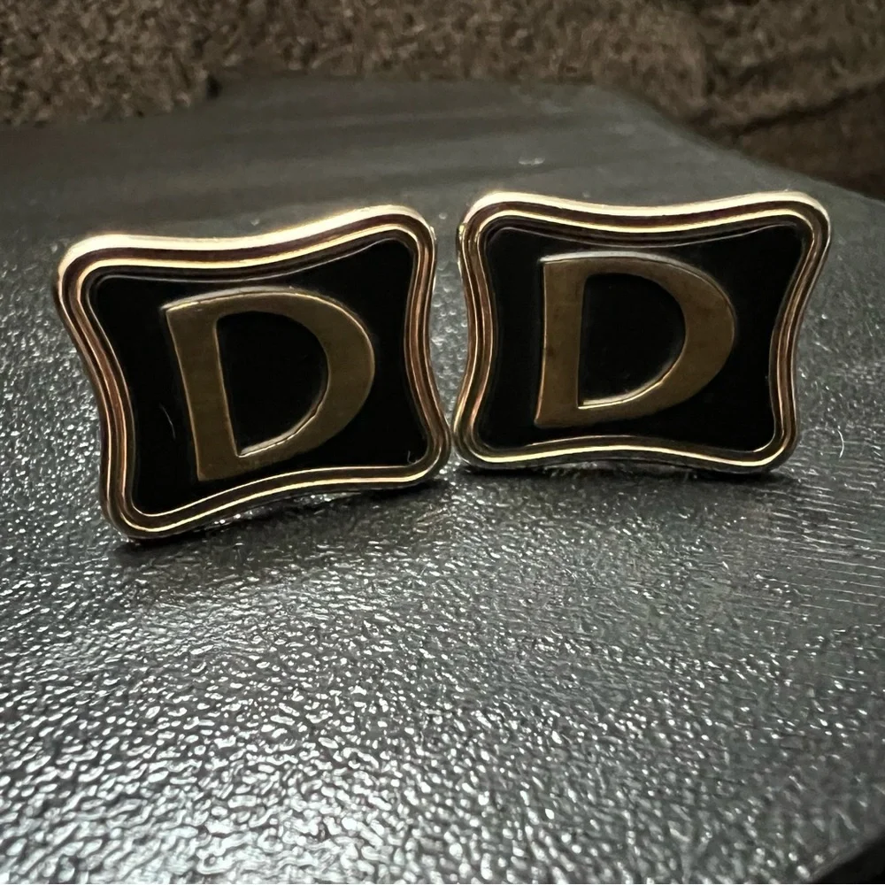 Vtg Hickok Gold Tone Black Enamel Initial “D” Cufflinks